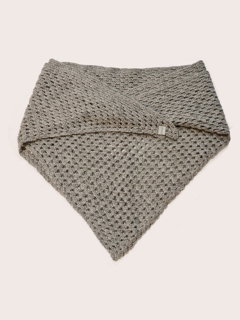 Amayi Alpaca - Crochet Wrap Scarf Grey
